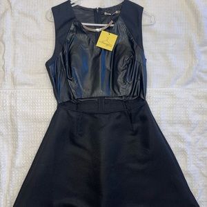 Short Gold Necklace Dress